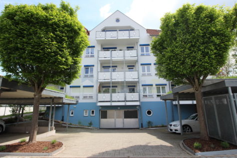 Komfortables Wohnen am Karlsgarten in Donaueschingen! 3,5 Zimmer-Eigentumswohnung im Dachgeschoss mit Aufzug, Tiefgaragenstellplatz und 2 Balkonen!, 78166 Donaueschingen, Etagenwohnung