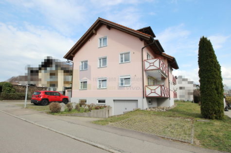 Zwischen Natur und City – 3-Zimmer-Dachgeschosswohunng mit Wintergarten und TG-Stellpatz in Donaueschingen-Allmendshofen!, 78166 Donaueschingen, Dachgeschosswohnung