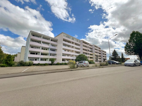 St. Georgen – 4,5-Zimmer-Eigentumswohnung mit Balkon, Tiefgarage und schönem Blick in den Wald – ruhiges und naturnahes Wohnen auf der Seebauernhöhe!, 78112 Sankt Georgen im Schwarzwald, Etagenwohnung