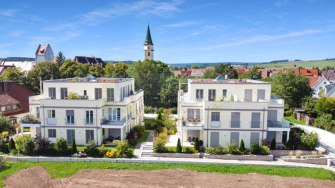 Hüfingen am Kofenweiher – Exklusive 3,5 -Zi.-Komfort-Wohnung, barrierefrei, mit Terrasse u. Garten zzgl. zwei Tiefgaragenstellplätzen!, 78183 Hüfingen, Erdgeschosswohnung