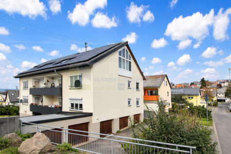 Einziehen und wohlfühlen! Platz für Leben und Zukunft: Großzügige 3 -Zimmer-Wohnung mit Südbalkon und Garage in Brigachtal, 78086 Brigachtal, Etagenwohnung